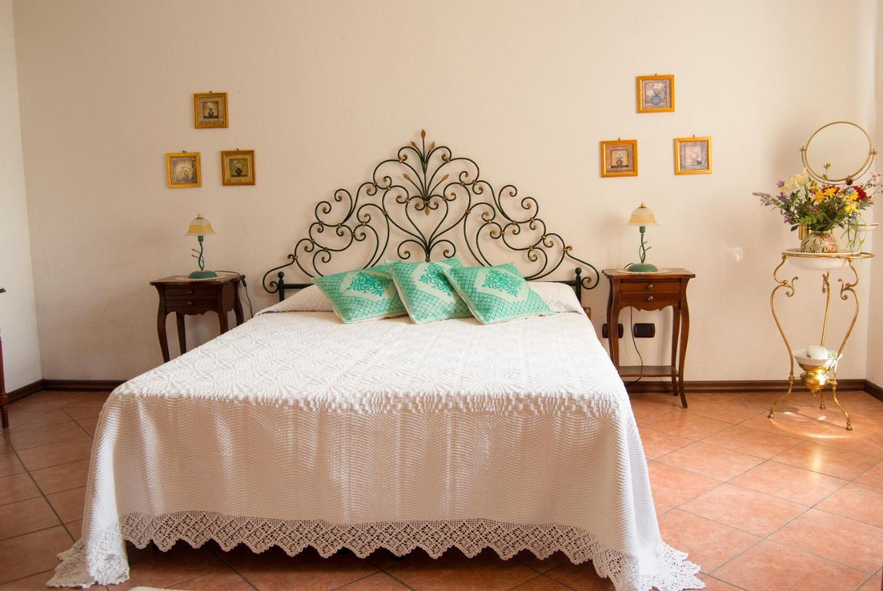 Villa Aurora Olbia Luaran gambar