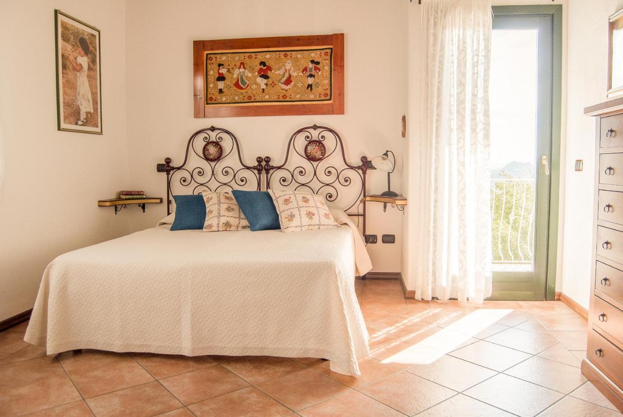 Villa Aurora Olbia Luaran gambar